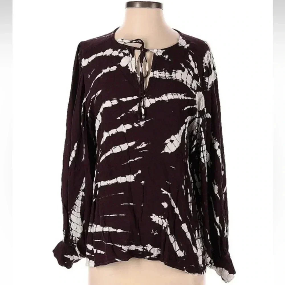 Young Fabulous & Broke Blouse Women’s Size Small S Maroon Tie Dye Blouse